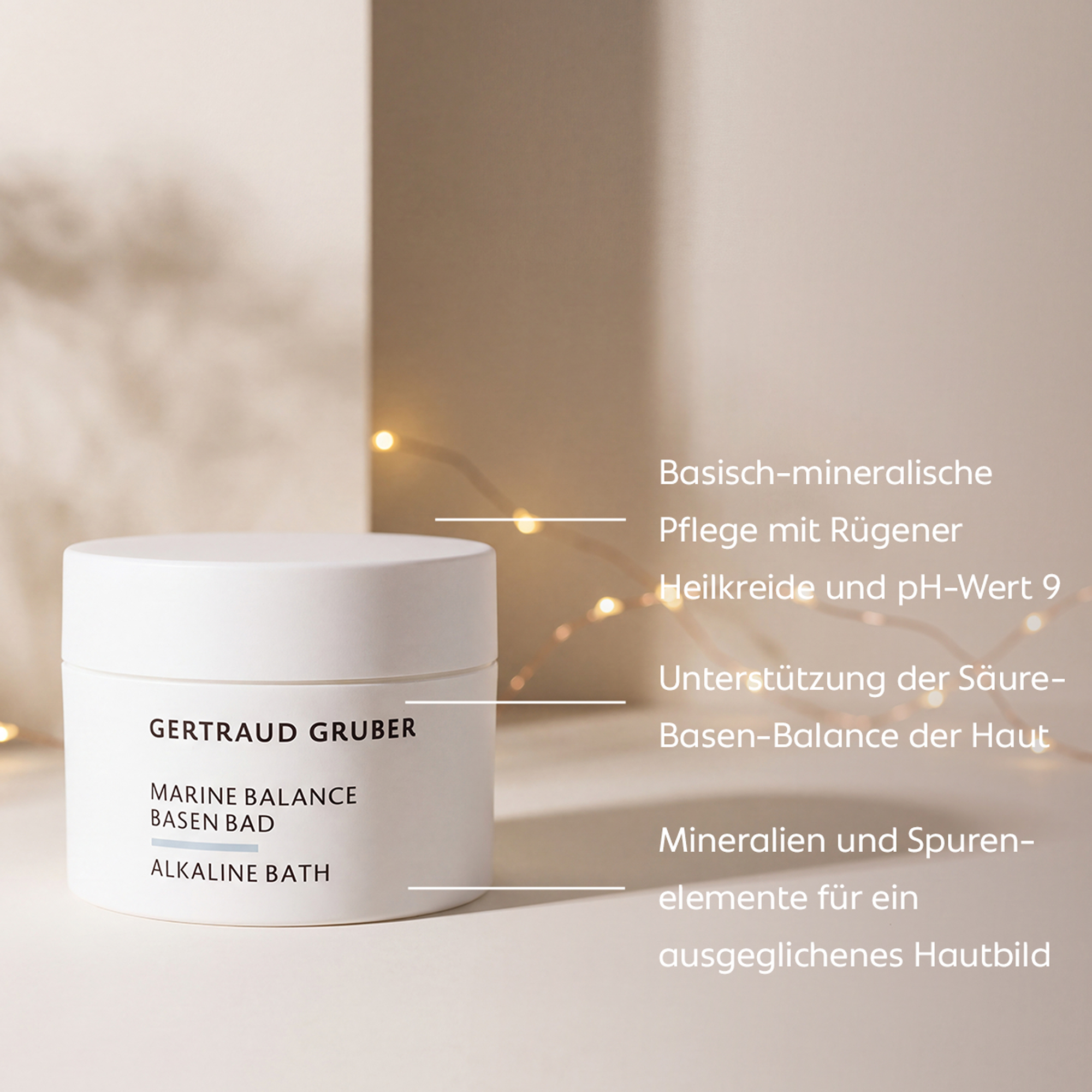 Gertraud Gruber Marine Balance Basen Bad vor warmem Hintergrund – basisch-mineralische Pflege mit Rügener Heilkreide für ein ausgeglichenes Hautbild.
