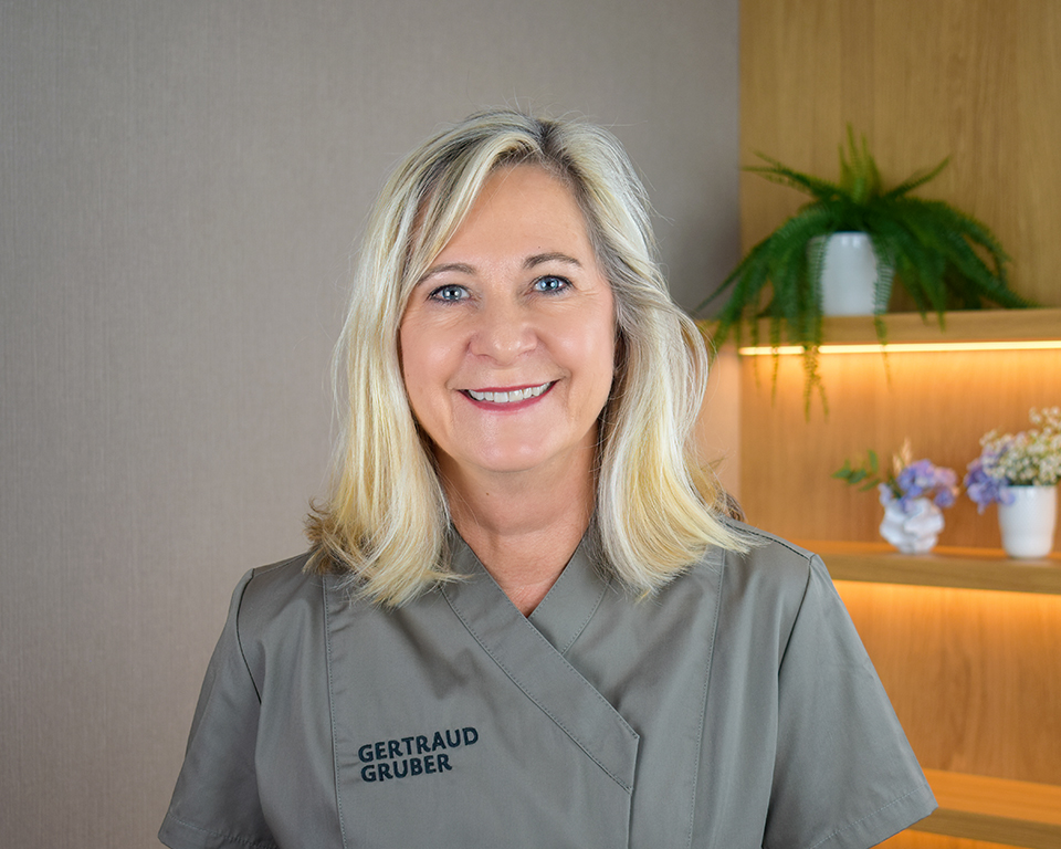 Eine von 1200 Gertraud Gruber Fachkosmetikerinnen