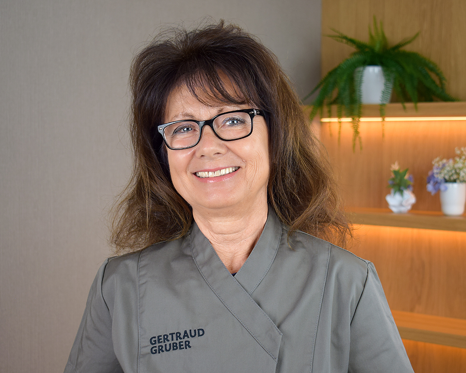 Eine von 1200 Gertraud Gruber Fachkosmetikerinnen
