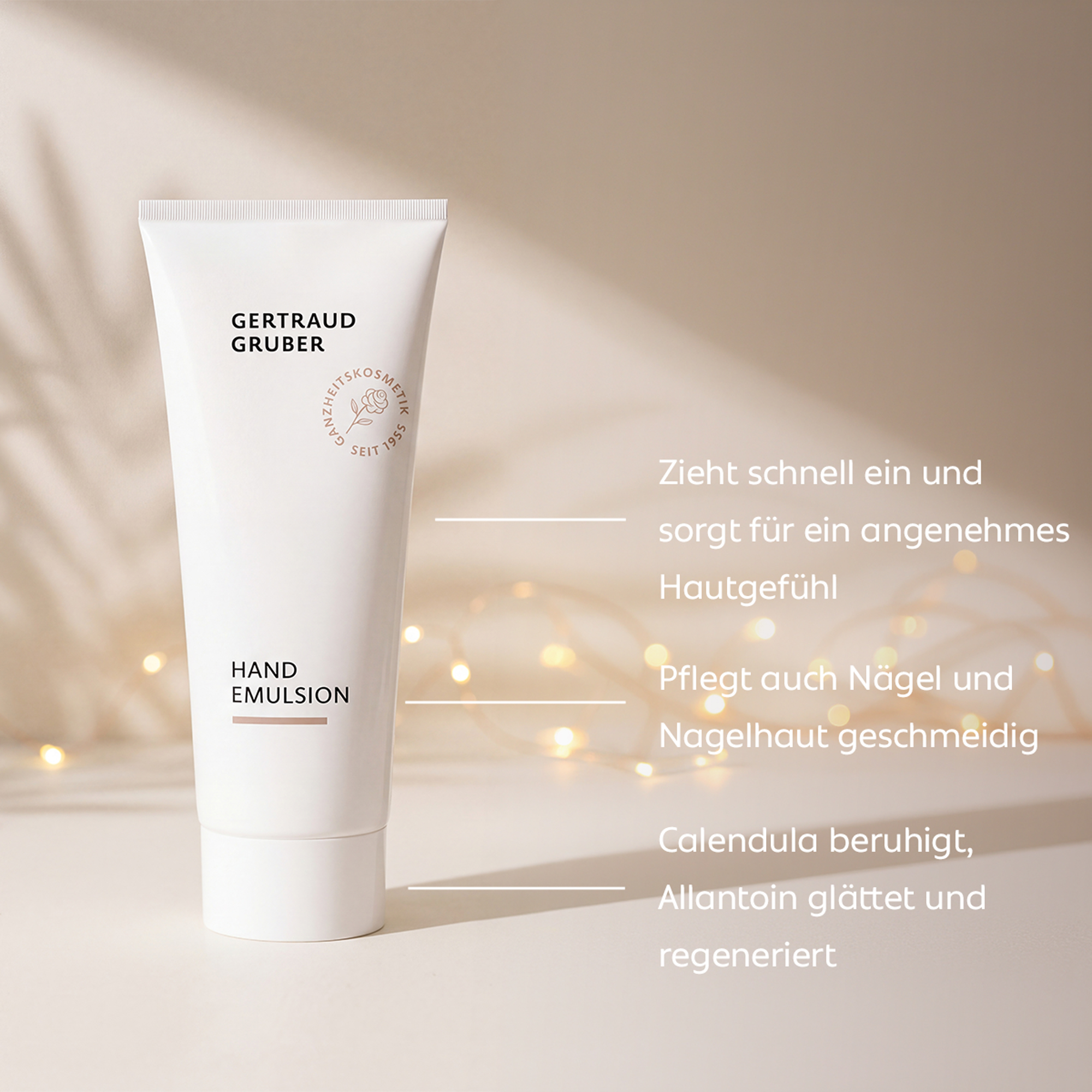 Gertraud Gruber Hand Emulsion vor warmem Hintergrund – schnell einziehende Pflege mit Calendula und Allantoin für geschmeidige Hände und Nägel.