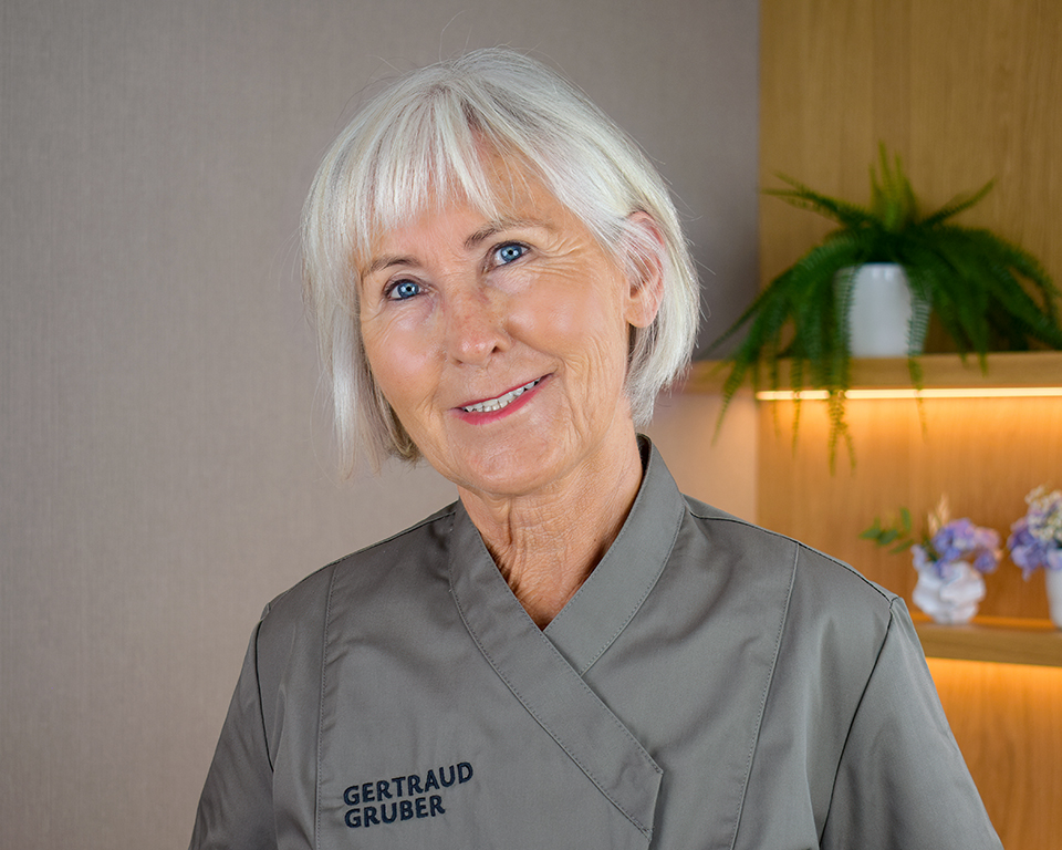 Eine von 1200 Gertraud Gruber Fachkosmetikerinnen