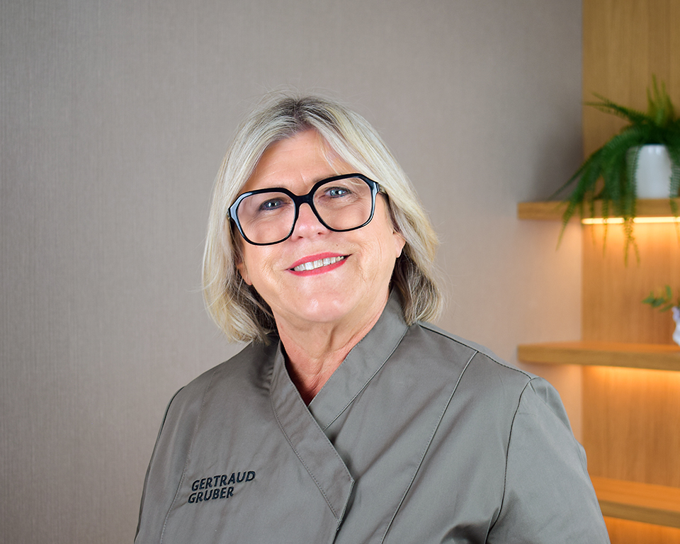 Eine von 1200 Gertraud Gruber Fachkosmetikerinnen