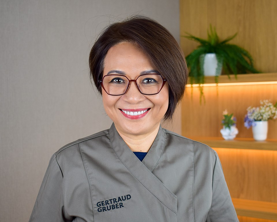 Eine von 1200 Gertraud Gruber Fachkosmetikerinnen